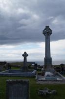 Kilmuir Cementery, rechts das Grab der Flora MacDonald, die Bonnie Prince Charly vor dem Zugriff der Hannoveraner rettete