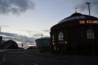 075 Glasgow, Fosters Gürteltier und Millennium Dome