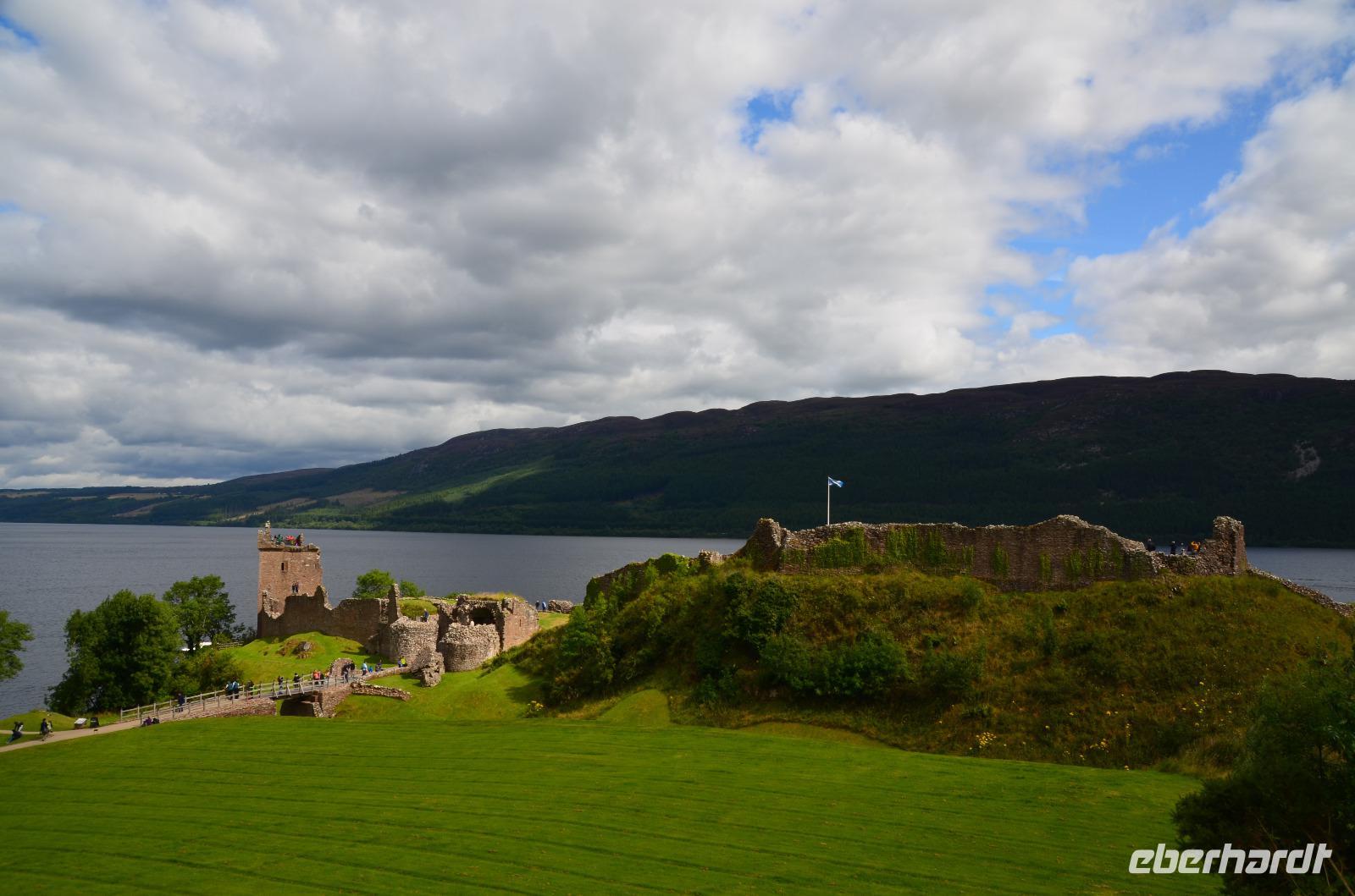 109 Loch Ness,  Urquhart Castle