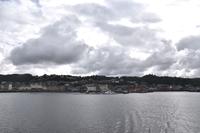 024 Oban, Blick von der Fähre auf die Stadt