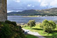 095 Blick vom Eilean Donan Castle zur Loch Loch Brücke