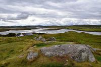 202 Isle of Lewis, Blick zum Besucherzentrum  der Calanais Standing Stones