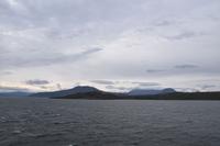 205 Überfahrt von der Isle of Lewis nach Ullapool, einfahrt in den Loch Broom