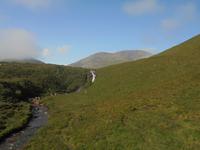Hebrideninsel Skye - der Ainort-Wasserfall ist beliebtes Fotomotiv