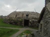 Black-House-Siedlung An Gearannan auf der Hebrideninsel Lewis