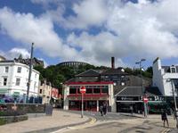 Orban mit Blick auf das halbfertige Kolosseum