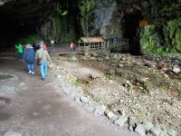 Im Inneren von Smoo Cave