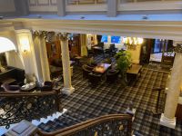 8. Tag – Hotellobby in Inverness