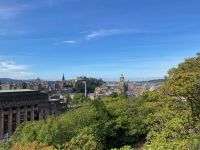 10. Tag – Stadtrundfahrt durch Edinburgh – Blick vom Calton Hill auf die Innenstadt