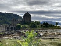 4. Reisetag – Rundfahrt durch die Highlands mit Zug, Fähre und Bus – Besuch des Eilean Donan Castle