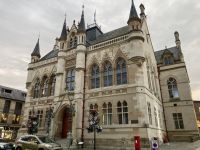 8. Reisetag – Von den Orkneys nach Inverness – Abendspaziergang am River Ness – Rathaus