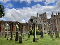 11. Reisetag – Von Edinburgh nach Dumfries – Besichtigung der Melrose Abbey