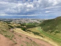 10. Reisetag – Edinburgh mit Stadtrundfahrt, Castle und Tattoo – Aufstieg auf den Arthur’s Seat