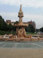  Queen Victoria Brunnen