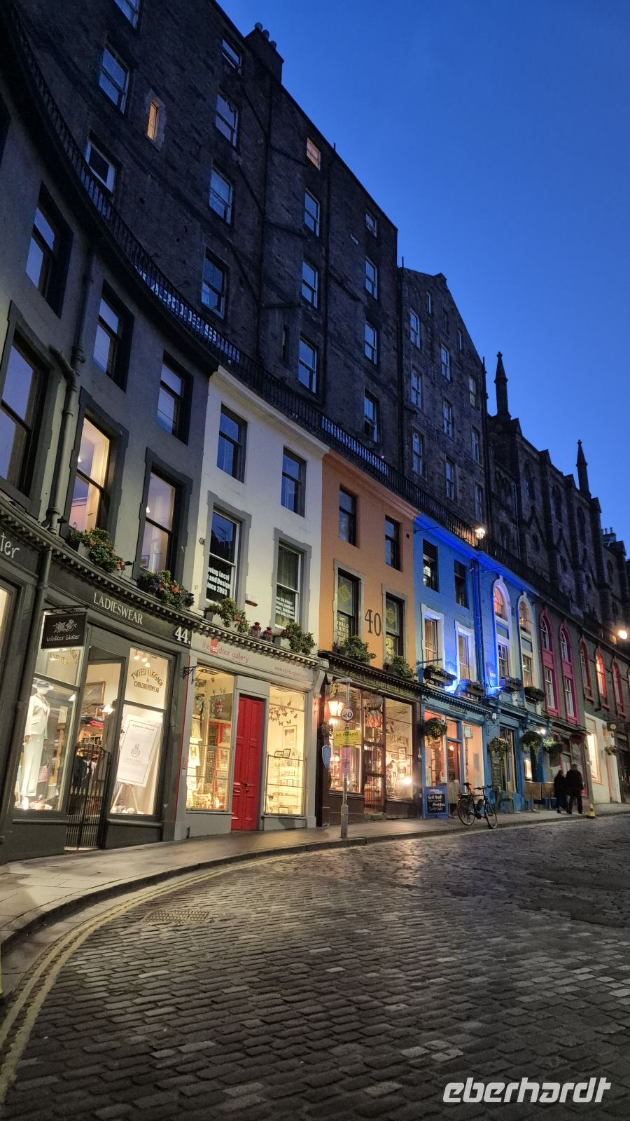 Edinburgh: Victoria Street