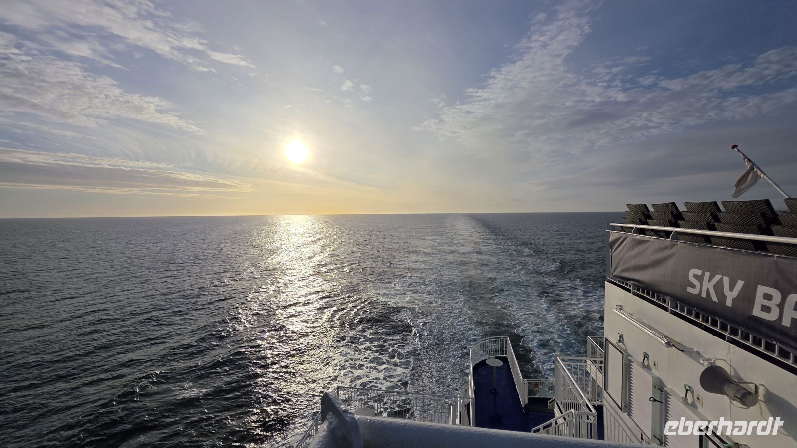 004 – mit der DFDS von Amsterdam nach New Castle &ndash; &copy;  (Eberhardt TRAVEL)