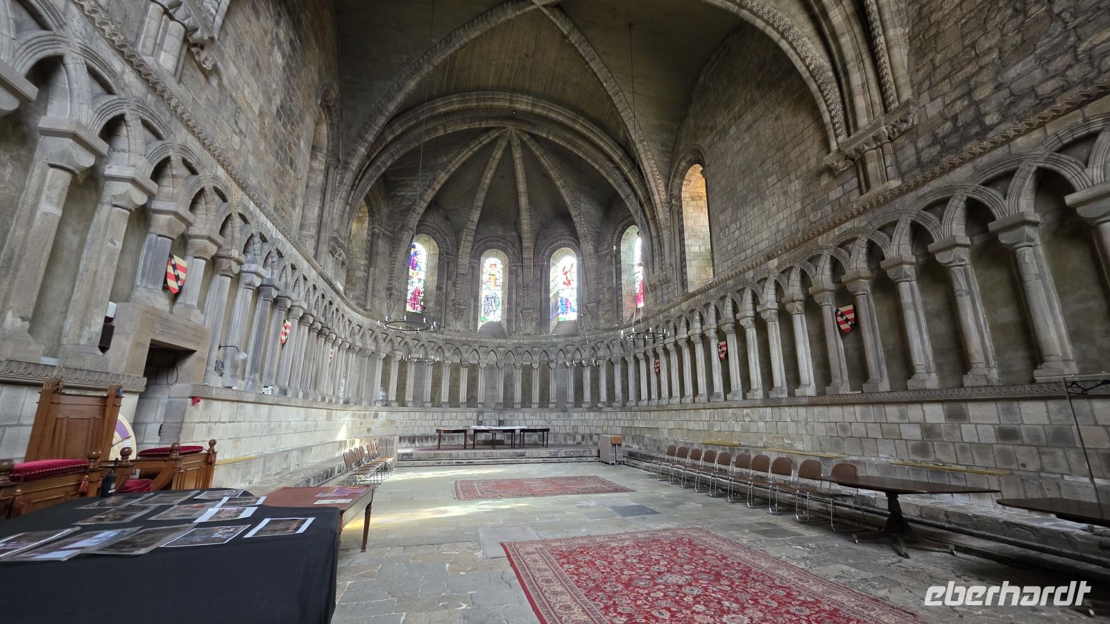 008 – Durham Cathedral &ndash; &copy;  (Eberhardt TRAVEL)