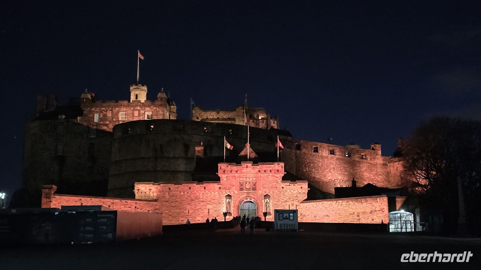 028 – Edinburgh Castle &ndash; &copy;  (Eberhardt TRAVEL)