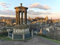 039.1 – Edinburgh Calton Hill &ndash; &copy; Vivien Fiedler (Eberhardt TRAVEL)