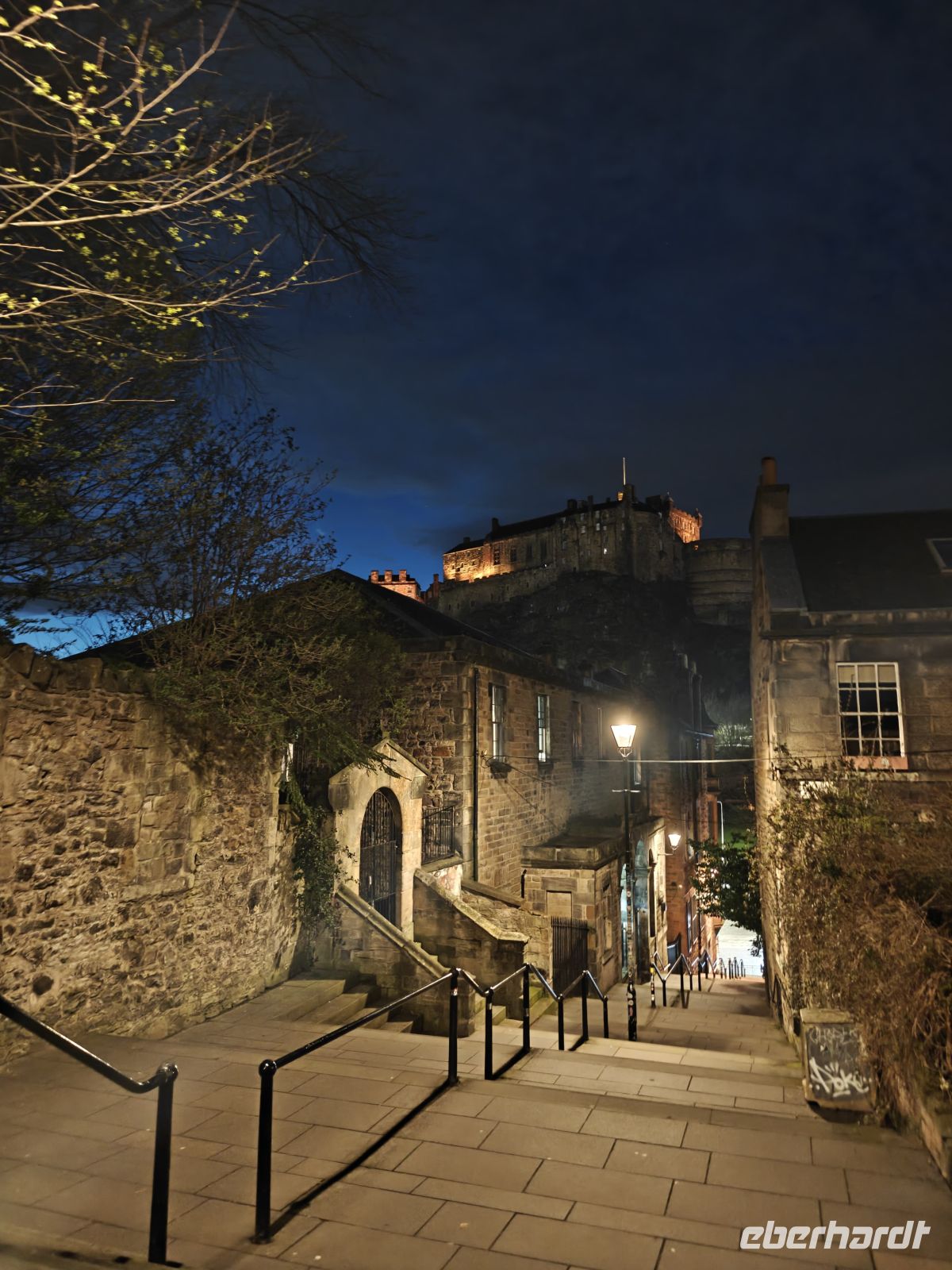 047.1 – Edinburgh &ndash; &copy;  (Eberhardt TRAVEL)