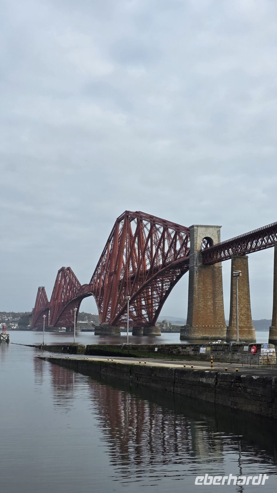 049 – Forth Bridges &ndash; &copy;  (Eberhardt TRAVEL)