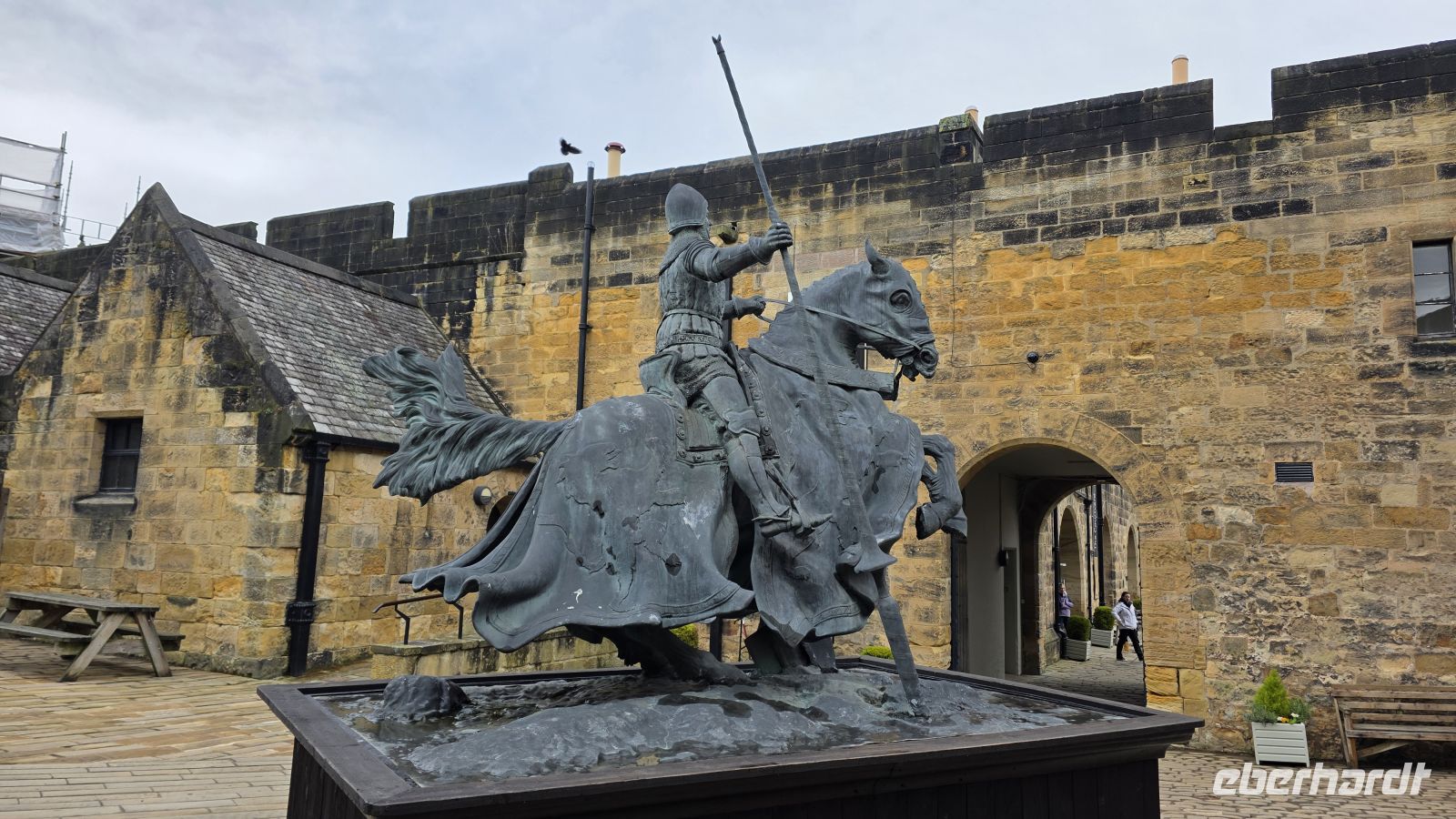 089 – Alnwick Castle &ndash; &copy;  (Eberhardt TRAVEL)