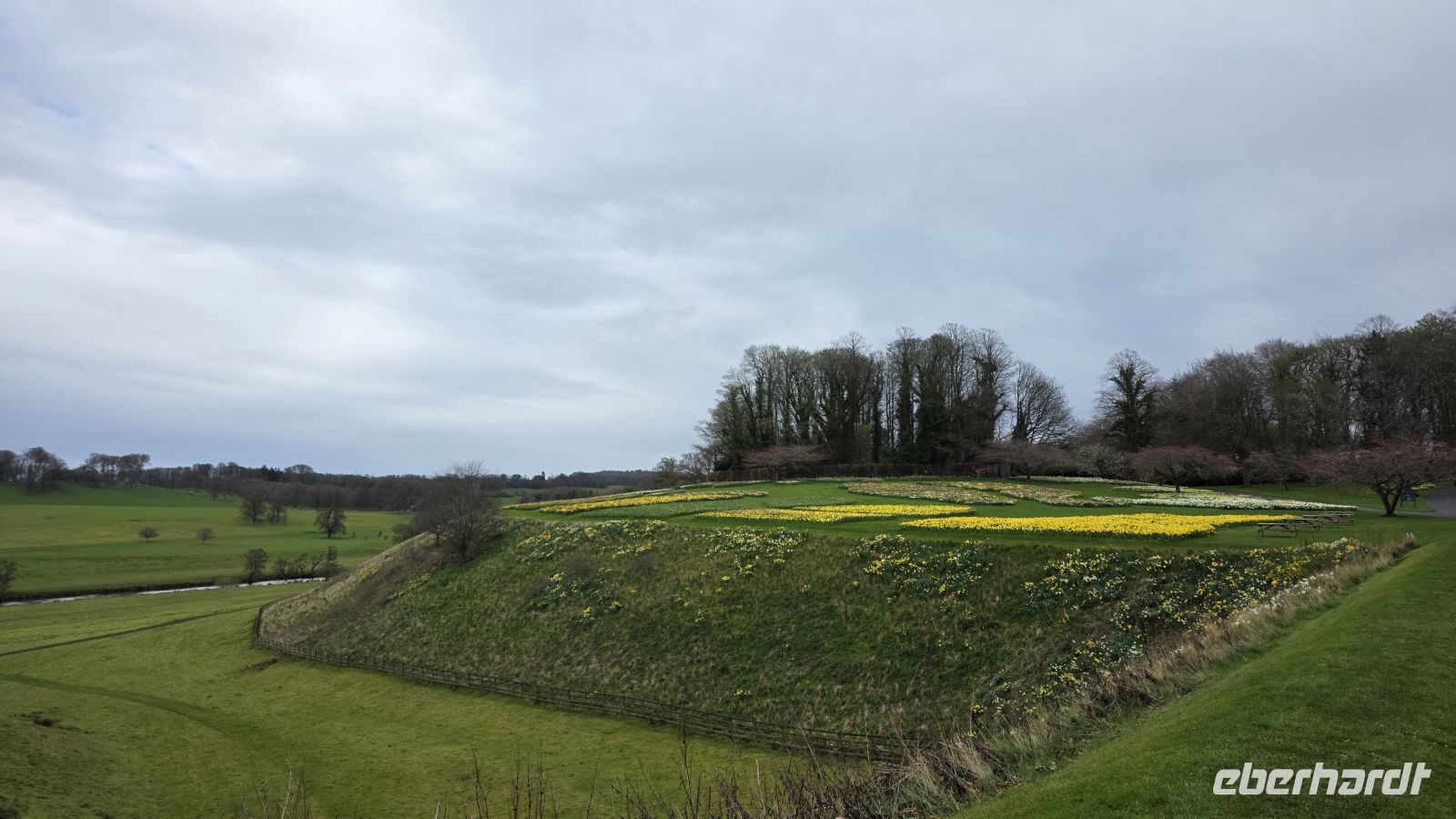 096 – Alnwick Castle &ndash; &copy;  (Eberhardt TRAVEL)