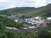 Edinburgh Blick auf Holyrood Palace und Parlament