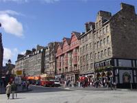 In Edinburghs High Street