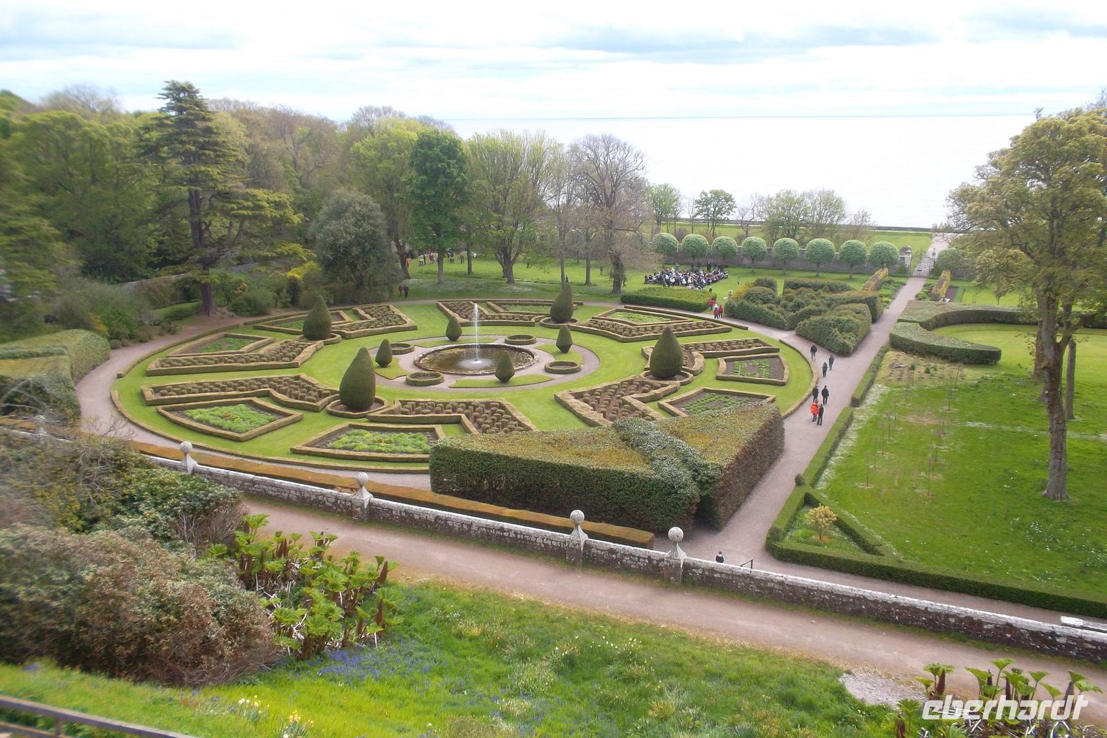 Die herrlichen Gärten von Dunrobin