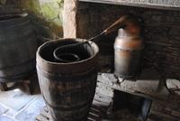 Raum in dem ehemals schwarz Whisky gebrannt wurde auf Corgarff Castle