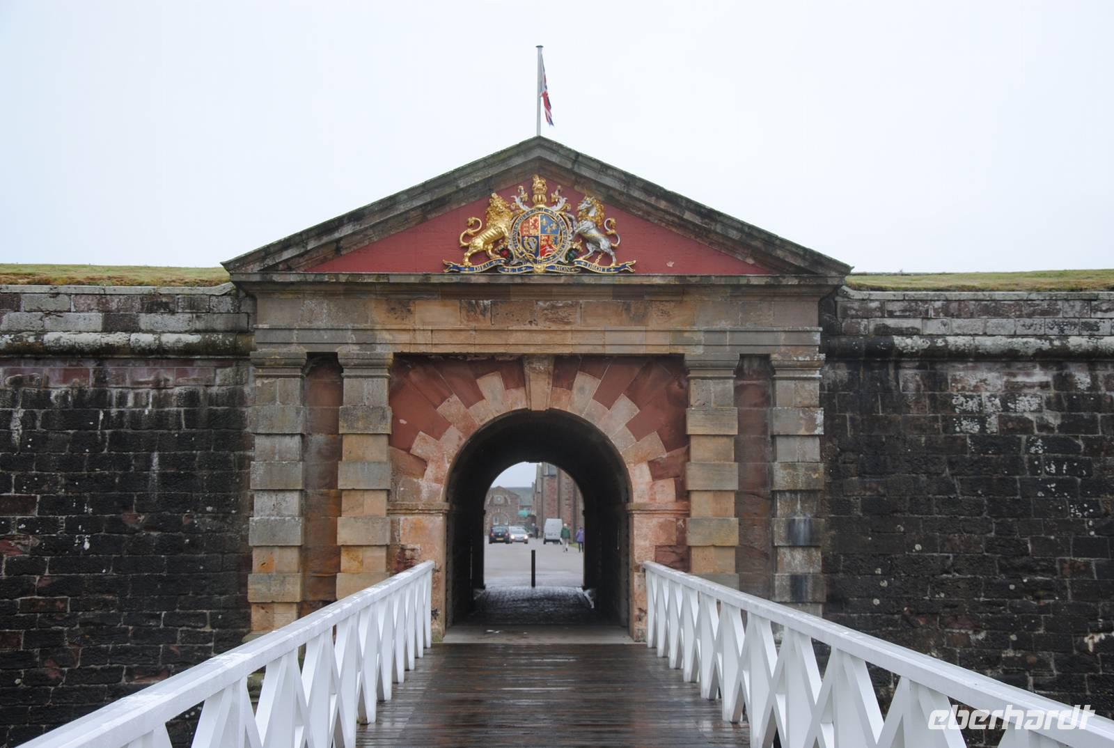 Eingang zum Fort George