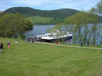 Wir gehen am Urquhard Castle von Bord