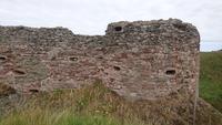 Am Zugang zum Tantallon Castle