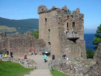 Burgturmfragment von Urquhart Castle