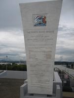 Denkmal zur Erinnerung an den Bau der Forth-Road-Bridge