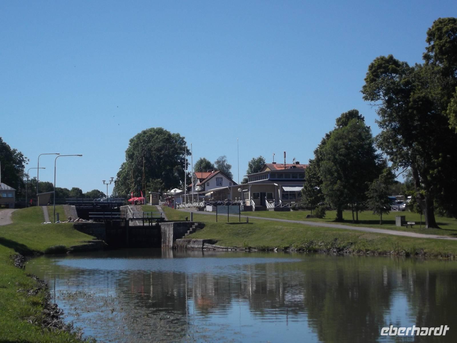 Götakanal, Schleusen von Berg