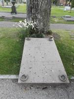 Grabstein von Kurt Tucholsky, Friedhof Mariefred