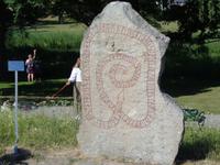  Runenstein am Schloß Gripsholm