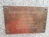 Wärmefigur in Nähe vom Theater