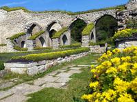 1360 Der Klostergarten war als Innenhof angelegt