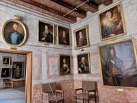 1654 Die Staatliche Porträtsammlung umfasst mehr als 2000 Gemälde 