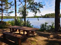 2320 Kurzer Kaffeestop am Långsjöns See