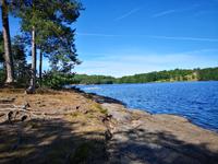 2322 Der See Långsjön bei Ankarsrum in der historischen Provinz Småland