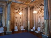 Königliches Schloss - Säulenhalle