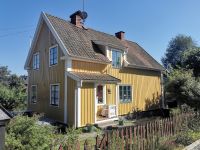 Holzhaus auf Vaxholm, so wie man sich Schweden eben vorstellt