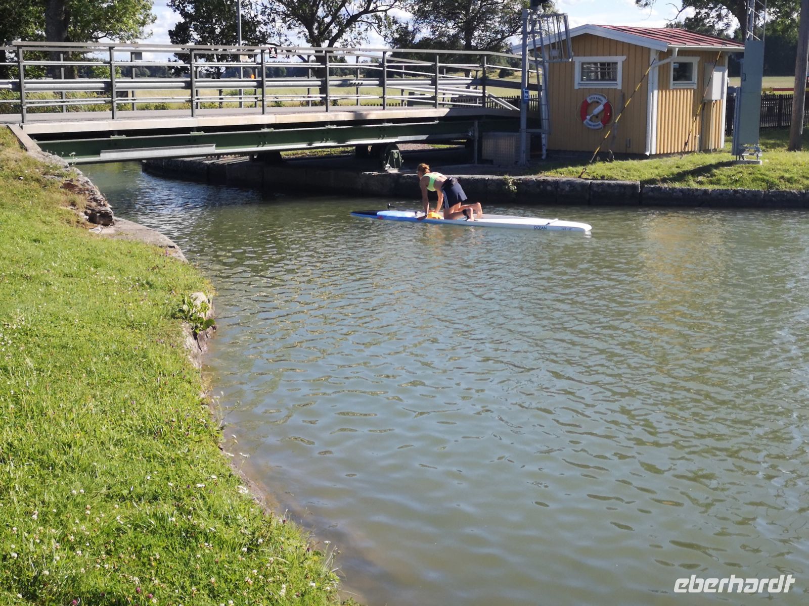 ..mit SUP Board gehts unten durch