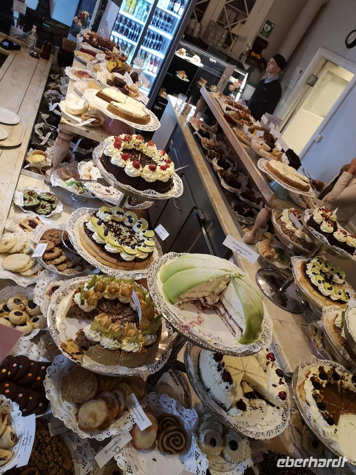 Kuchenbuffet im Schloss Taxinge