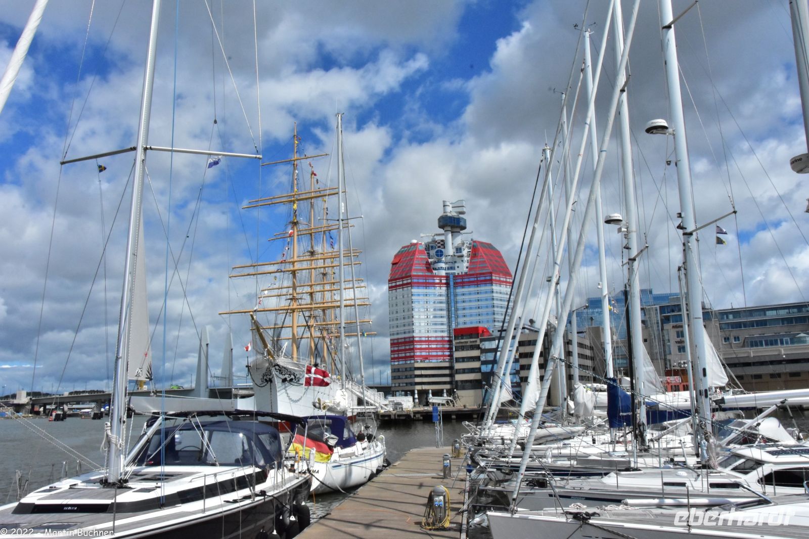 Göteborg - Viermastbark Viking im Stadtteil Lille Bomma