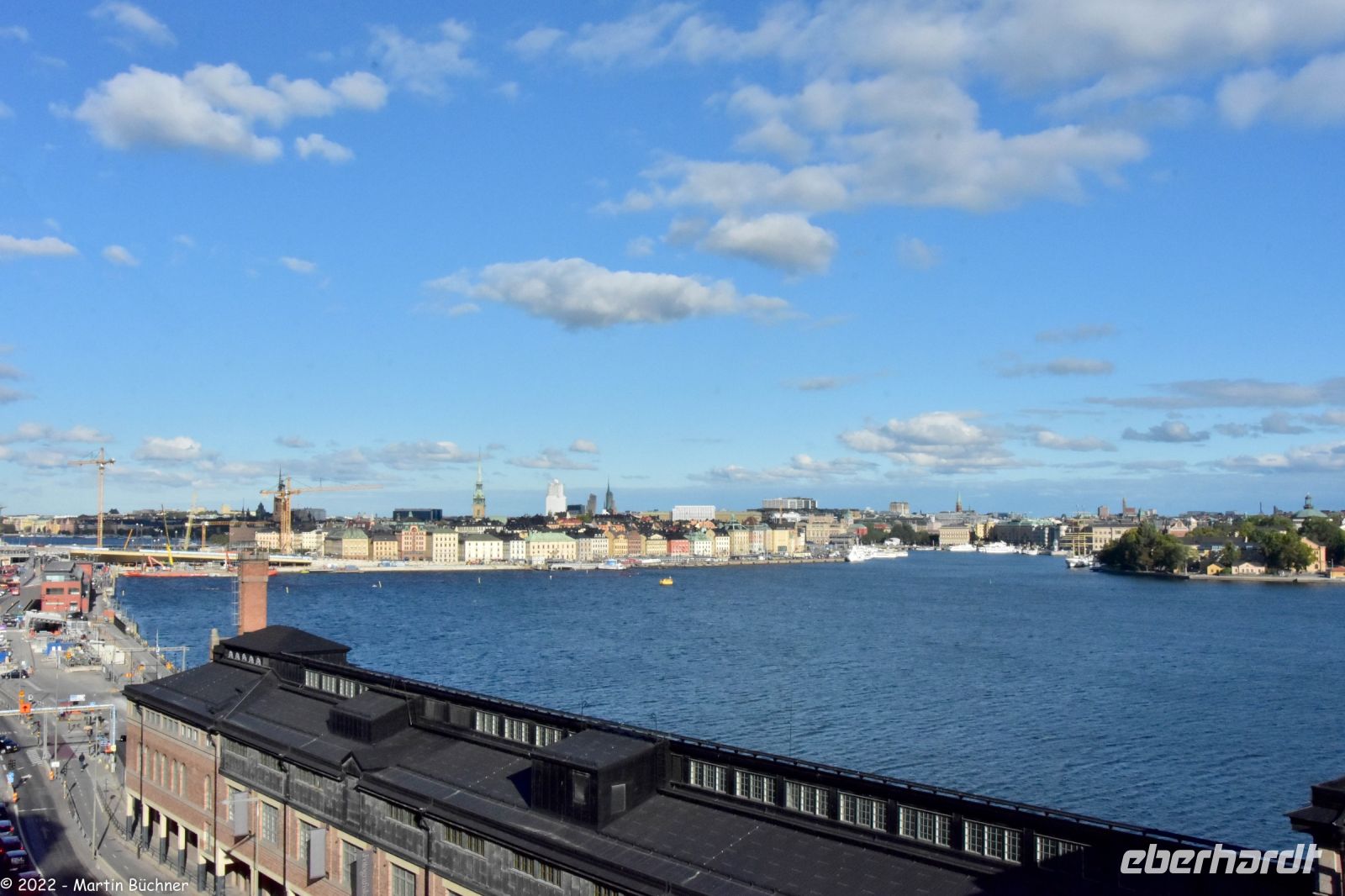 Blick von der Fjällgatan über die Ostsee nach Gamla Stan